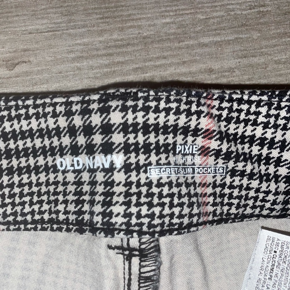 OLD NAVY PLAID PANTS